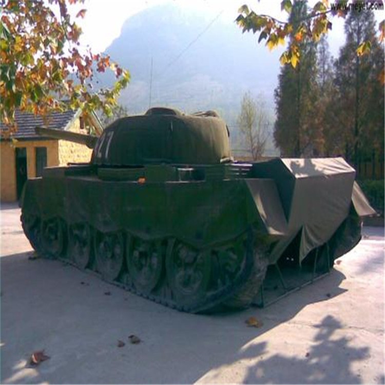 凤山大型充气坦克